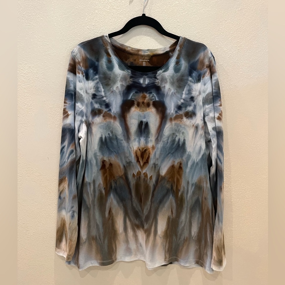 Custom dyed long sleeve T shirt size XXL NWOT